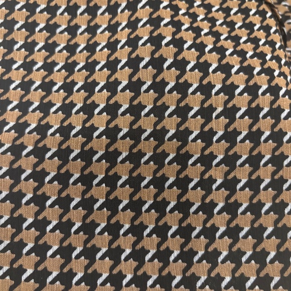 Tommy Hilfiger Brown Houndstooth Ruffle Tie Neck Long Sleeve Blouse size Large - Picture 3 of 11